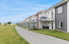 Søpark Lejl, 9, Gudhjem